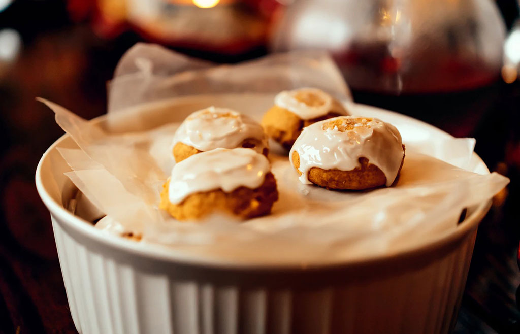 Gingerbread Cake